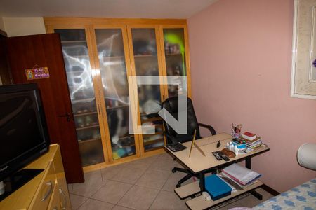 Casa de condomínio à venda com 200m², 4 quartos e 2 vagasQuarto 2