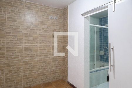 Casa à venda com 100m², 3 quartos e 3 vagasSuíte