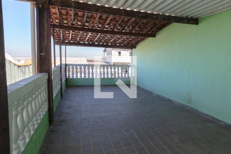 Casa à venda com 100m², 3 quartos e 3 vagasTerraço