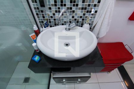 Apartamento à venda com 57m², 2 quartos e 2 vagasBanheiro da Suíte 1