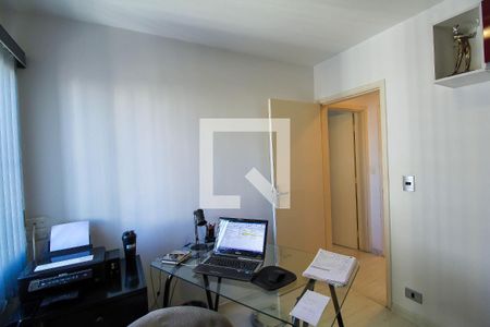 Apartamento à venda com 57m², 2 quartos e 2 vagasQuarto 2