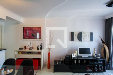 Sala de apartamento à venda com 2 quartos, 57m² em Vila Bertioga, São Paulo