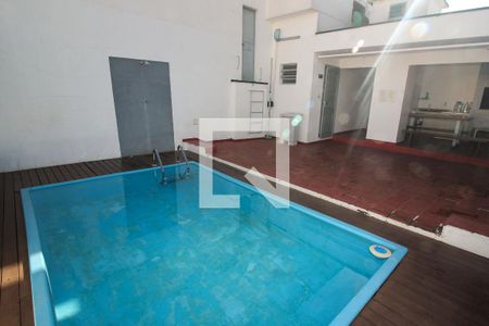 Apartamento à venda com 28m², 1 quarto e sem vagaÁrea comum - Piscina