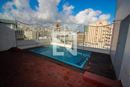 Apartamento à venda com 28m², 1 quarto e sem vagaÁrea comum - Piscina