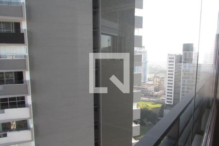 Vista da Sala com varanda estendida de apartamento à venda com 1 quarto, 31m² em Butantã, São Paulo