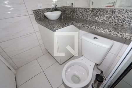 Apartamento à venda com 41m², 2 quartos e sem vagaBanheiro