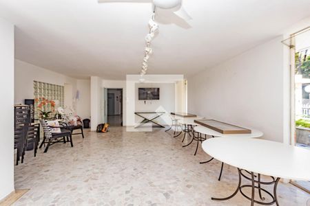 Apartamento à venda com 70m², 2 quartos e 1 vagaÁrea comum - Salão de festas