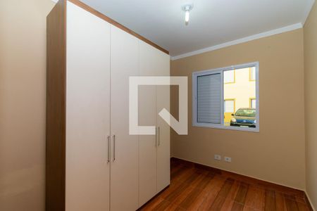Quarto 1 de apartamento para alugar com 2 quartos, 50m² em Vila Antonieta, São Paulo