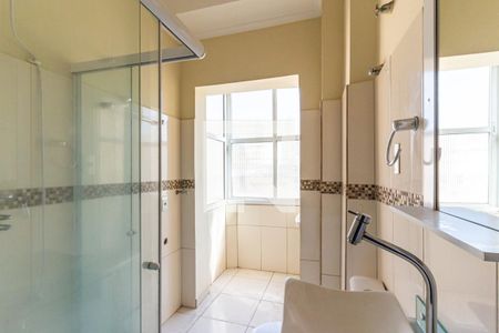 Banheiro de apartamento à venda com 1 quarto, 32m² em Santa Ifigênia, São Paulo