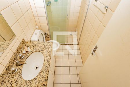 Apartamento à venda com 81m², 3 quartos e 2 vagasBanheiro Social