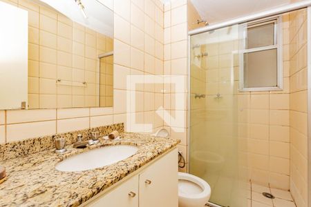 Apartamento à venda com 81m², 3 quartos e 2 vagasBanheiro Social