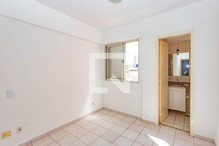 Suíte de apartamento à venda com 3 quartos, 81m² em Vila Gumercindo, São Paulo