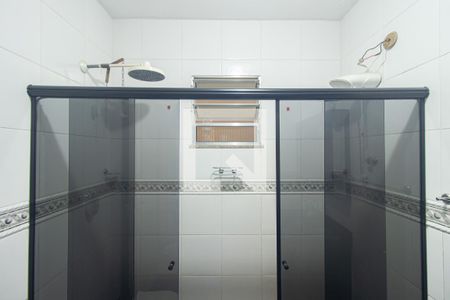 Casa à venda com 240m², 3 quartos e 2 vagas Casa à venda com 240m², 3 quartos e 2 vagasDetalhe do Banheiro Social