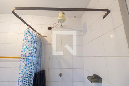 Casa à venda com 240m², 3 quartos e 2 vagas Casa à venda com 240m², 3 quartos e 2 vagasDetalhe do Banheiro da Suíte