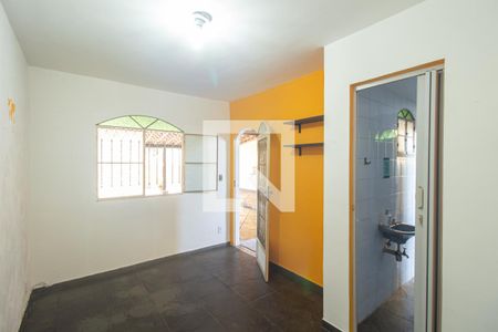 Casa à venda com 240m², 3 quartos e 2 vagas Casa à venda com 240m², 3 quartos e 2 vagasSuíte