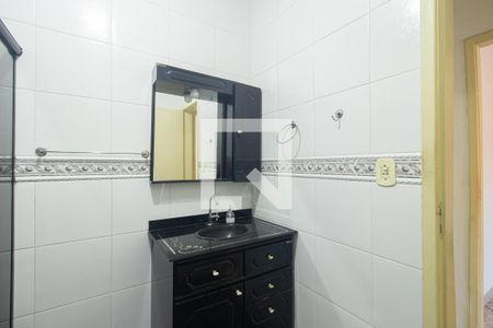Casa à venda com 240m², 3 quartos e 2 vagas Casa à venda com 240m², 3 quartos e 2 vagasDetalhe do Banheiro Social