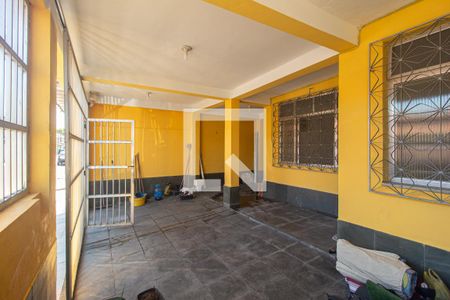 Quintal de casa à venda com 3 quartos, 240m² em Campo Grande, Rio de Janeiro