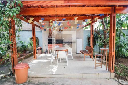 Apartamento para alugar com 50m², 2 quartos e 1 vagaÁrea comum - Churrasqueira