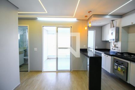 Sala/Cozinha de apartamento para alugar com 2 quartos, 44m² em Vila Centenário, São Paulo