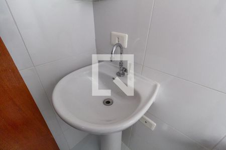 Casa à venda com 104m², 2 quartos e 2 vagasBanheiro Suíte 2