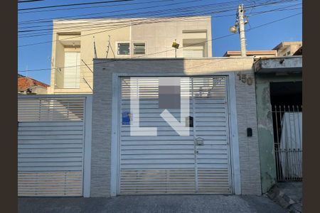 Casa à venda com 104m², 2 quartos e 2 vagasFachada
