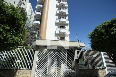 Apartamento à venda com 135m², 3 quartos e 2 vagasFachada