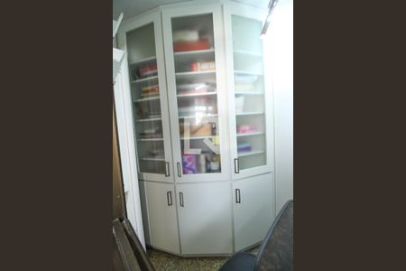 Apartamento à venda com 135m², 3 quartos e 2 vagas Apartamento à venda com 135m², 3 quartos e 2 vagasQuarto de Serviço