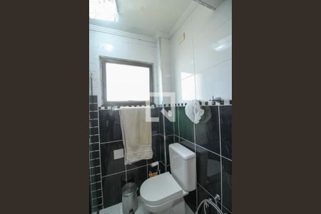 Apartamento à venda com 135m², 3 quartos e 2 vagas Apartamento à venda com 135m², 3 quartos e 2 vagasSuíte