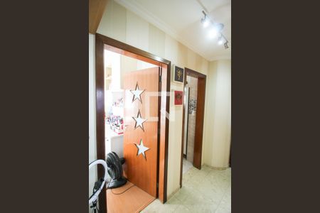 Apartamento à venda com 135m², 3 quartos e 2 vagas Apartamento à venda com 135m², 3 quartos e 2 vagasCorredor