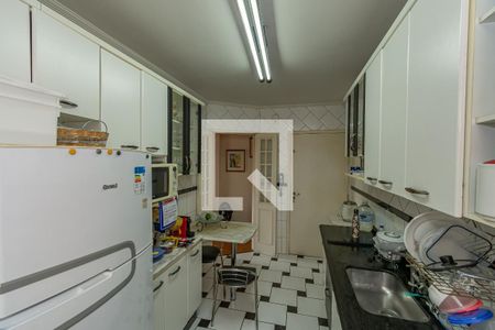 Apartamento à venda com 75m², 2 quartos e 1 vagaCozinha 