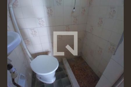Banheiro de kitnet/studio para alugar com 1 quarto, 20m² em Piedade, Rio de Janeiro