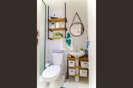 Apartamento para alugar com 41m², 2 quartos e sem vaga Apartamento para alugar com 41m², 2 quartos e sem vagaBanheiro