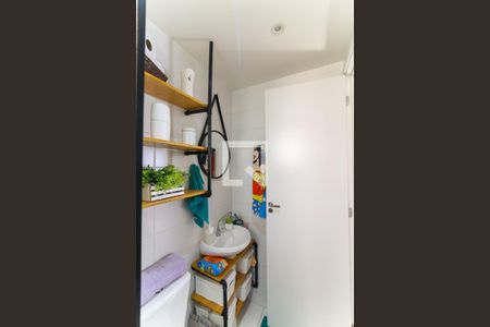 Apartamento para alugar com 41m², 2 quartos e sem vaga Apartamento para alugar com 41m², 2 quartos e sem vagaBanheiro