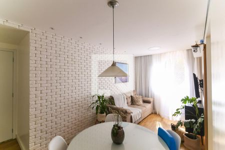 Apartamento para alugar com 41m², 2 quartos e sem vaga Apartamento para alugar com 41m², 2 quartos e sem vagaSala