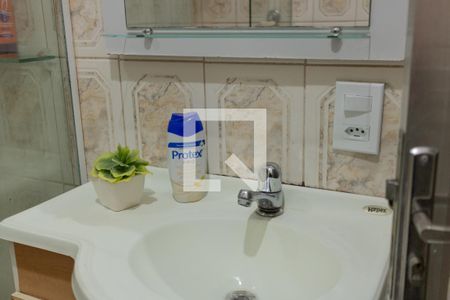 Banheiro de apartamento à venda com 1 quarto, 58m² em Tijuca, Rio de Janeiro