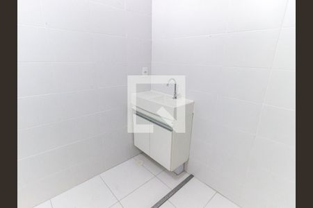 Banheiro de apartamento para alugar com 1 quarto, 30m² em Brás, São Paulo