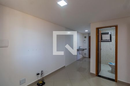 Sala e Cozinha Integrada  de apartamento à venda com 2 quartos, 42m² em Vila Santa Teresa (zona Leste), São Paulo