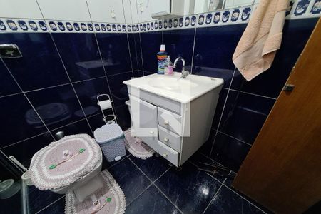 Casa à venda com 300m², 3 quartos e 5 vagasBanheiro da Suíte