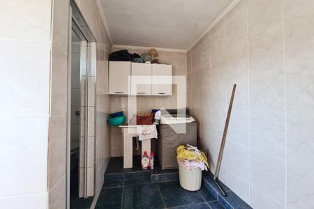 Casa à venda com 300m², 3 quartos e 5 vagasÁrea de Serviço