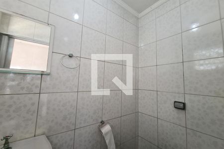 Casa à venda com 300m², 3 quartos e 5 vagasBanheiro área de serviço