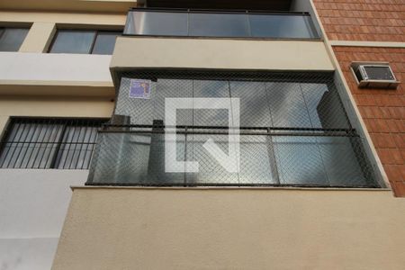 Apartamento para alugar com 80m², 2 quartos e 1 vaga Apartamento para alugar com 80m², 2 quartos e 1 vagaFachada - Placa