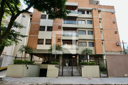 Apartamento para alugar com 80m², 2 quartos e 1 vaga Apartamento para alugar com 80m², 2 quartos e 1 vagaFachada