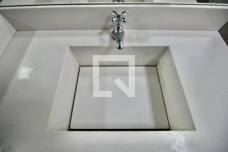 Apartamento para alugar com 80m², 2 quartos e 1 vaga Apartamento para alugar com 80m², 2 quartos e 1 vagaBanheiro Suíte