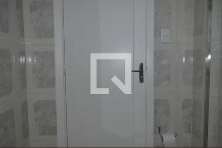 Apartamento para alugar com 65m², 2 quartos e sem vagaBanheiro