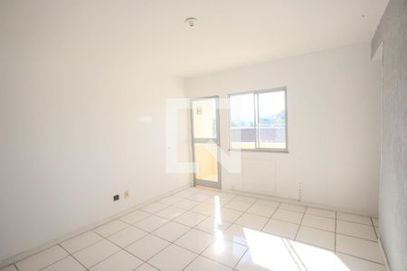 Sala de apartamento para alugar com 2 quartos, 68m² em Taquara, Rio de Janeiro
