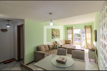 Sala de apartamento para alugar com 2 quartos, 110m² em Recreio dos Bandeirantes, Rio de Janeiro