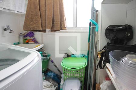 Apartamento à venda com 65m², 3 quartos e 1 vagaÁrea de Serviço