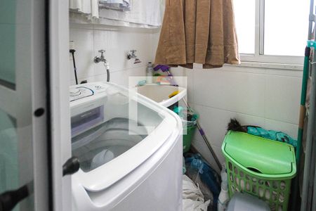 Apartamento à venda com 65m², 3 quartos e 1 vagaÁrea de Serviço