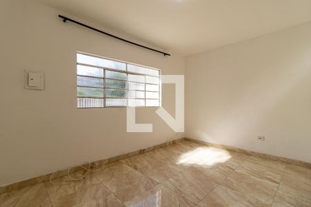 Quarto 1 de casa para alugar com 2 quartos, 115m² em Jardim Oliveiras, Taboão da Serra