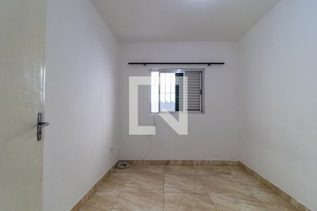 Quarto 2 de casa para alugar com 2 quartos, 115m² em Jardim Oliveiras, Taboão da Serra